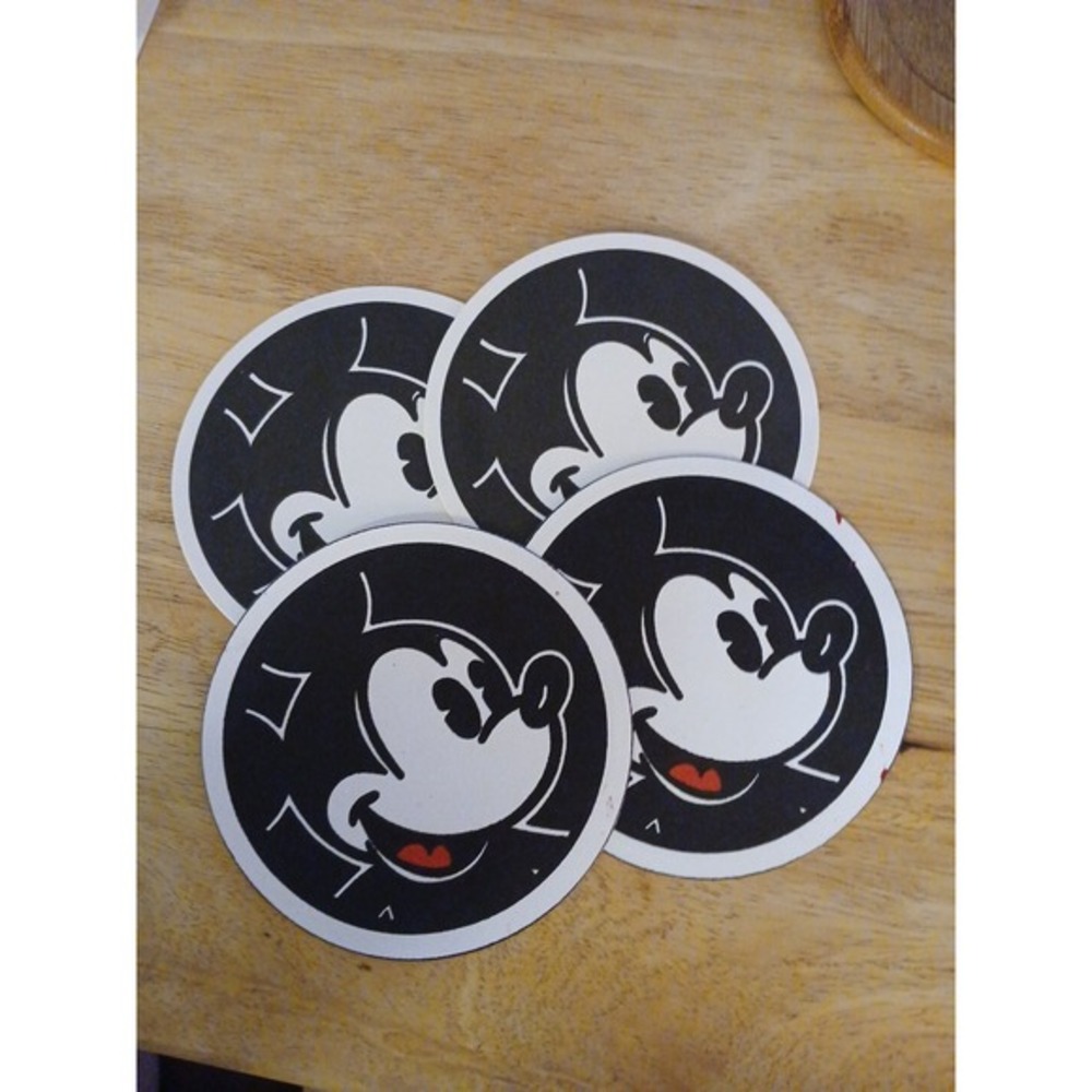 WALT DISNEY WORLD‎ FLORIDA RESORT HOTEL MICKEY MOUSE PAPER DRINK COASTERS Set 4